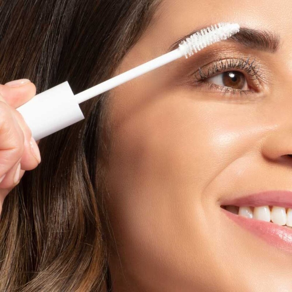 Younique ~ Moodstruck Epic Lash Primer - Picture 3 of 3